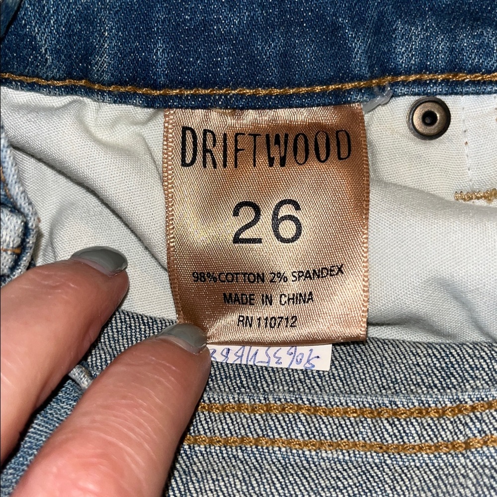 Driftwood ‘Sophia’ Denim Skirt with Floral Embroidery Sz 26 - Picture 8 of 8